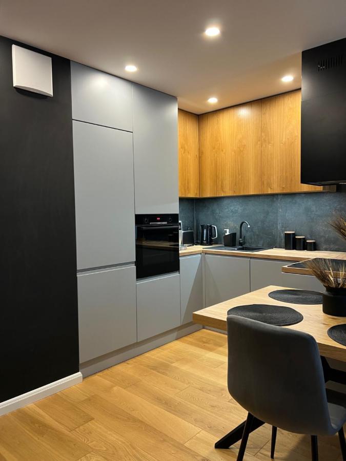 Family & Business Elegant Apartments, Kadzielnia, Wdk, Stadion Korona -1 Bedroom, Terrace, Garage, New! Kielce Exterior foto